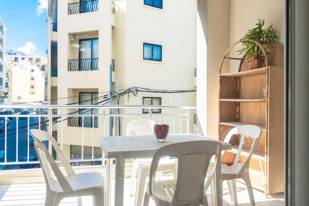 Modern Apt. Close To The Square San Pawl il-Baħar Zewnętrze zdjęcie
